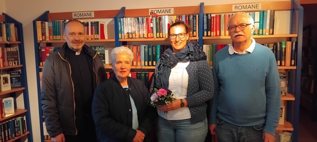 Neue Leitung Bücherei